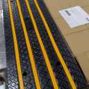 VEVOR Car Driveway Rubber Curb Ramp, 1 Pack 4FT Long Heavy Duty Low Profile Slope Ramps, 2.6 Rise, 33069 lbs Load Capacity, Reflective Safety Strips, for Vehicles, RVs, and Wheelchairs