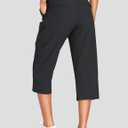 Women's Cargo Capris Lightweight Quick Dry Hiking Pants Water Resistant Summer Travel Pants with 6 Pockets 2026 (Black, L)