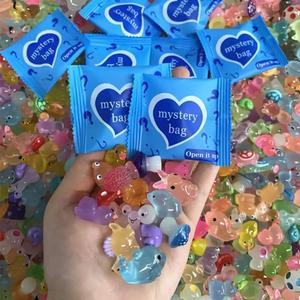 Glow in The Dark Mini Animal Figures, 50 Piece Resin Mystery Blind Bag Set, Luminous Farm Ocean Miniatures for Fairy Garden Decor, Random Designs