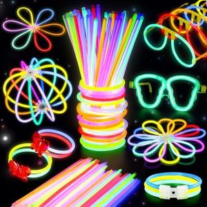 BUDI 467Pcs Glow Sticks Halloween Party Favors for Kids Adult Glow in the Dark Party Supplies 4th of July Accessories Neon Decors Glowsticks Bulk 8 Colors 8 Inch & Connectors Necklace Bracelet Glasses