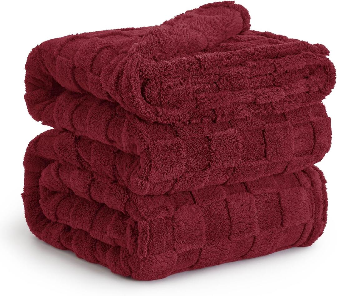 Bedsure GentleSoft Blankets Queen Size for Bed - Super Soft Cozy Blanket for Women Men Girls, Large Fuzzy Fleece Throw for Bedroom Decor, Red, 90x90 Inches