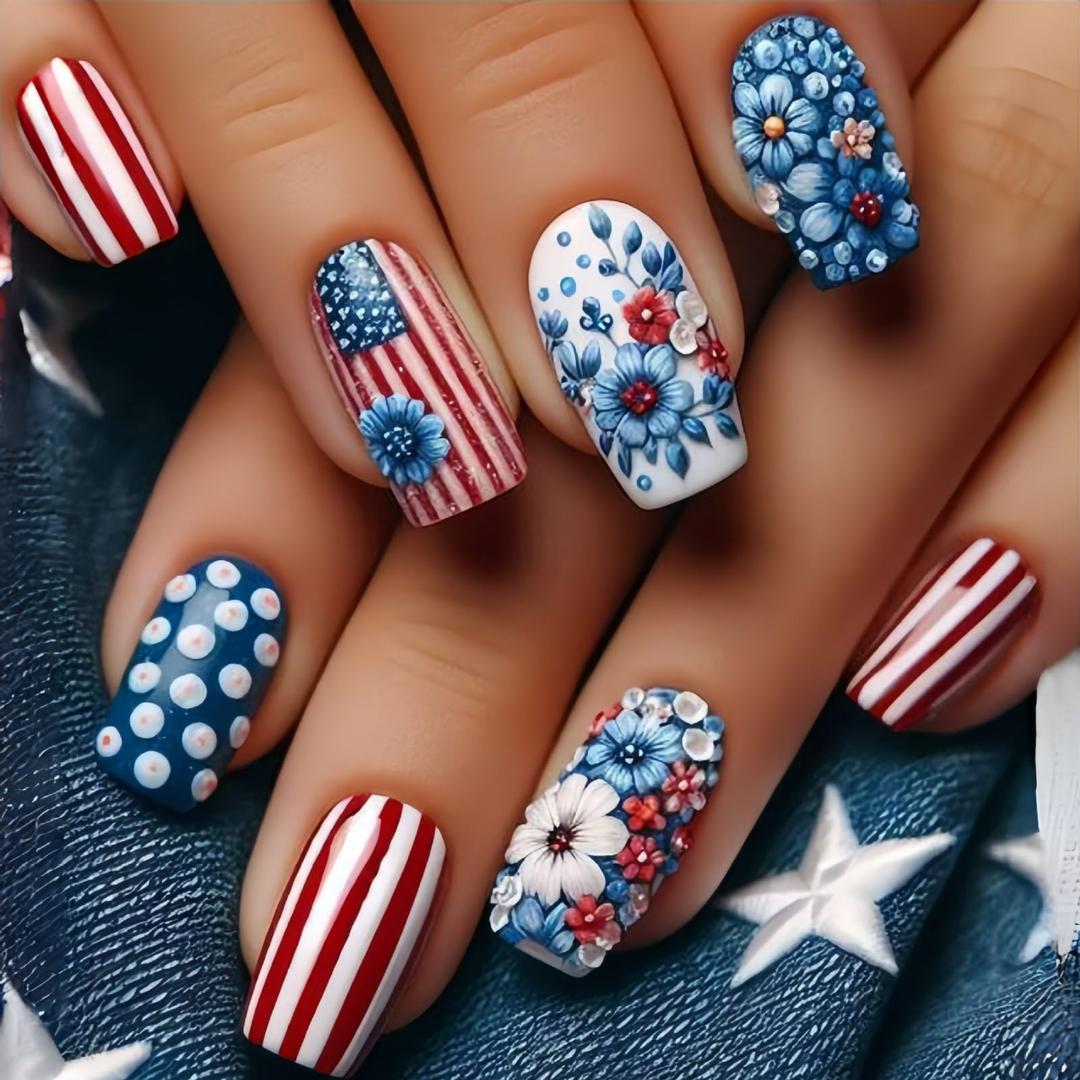 4 x Independent Day Press on Nails 4th of July Fake Nails Short Square False Nails Fireworks American Flag Glitter Designs Patriotic Acrylic Nails Cute Stick on Nails for Women Manicure Decoration, Mix
