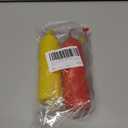 BESPORTBLE 2pcs Ketchup & Mustard Fake Novelty Squirt Bottles, Wear-Resistant Home Supply for Parties Interactive Realistic Spilled Condiment Props for Halloween Christmas and April Fool's Day