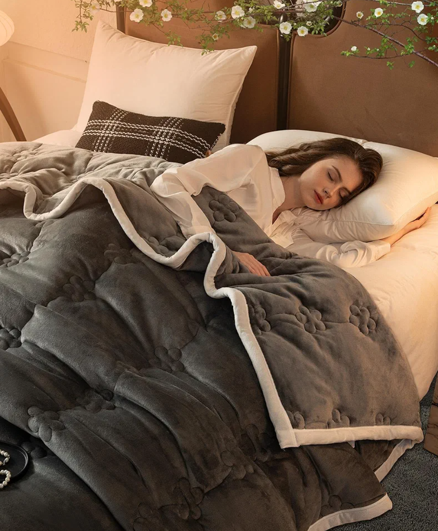 Throw Blankets for Bed, Ivory Premium Soft Silky Flannel Fleece Twin Blanket for Couch 3D Checkered Lightweight Fuzzy Flannel Throw for All Seasons (Gray, 91"x80")