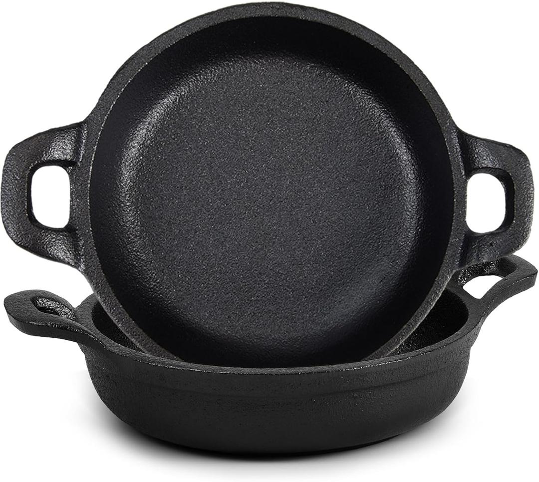 Mini Cast Iron Skillets 5 x 5 x 1.3 Inch Cast Iron Pan Small Ramekin Set Black Casserole Dish Cookware Oven Safe Mini Skillets for Kitchen Indoor Outdoor Picnic (2 Pack)