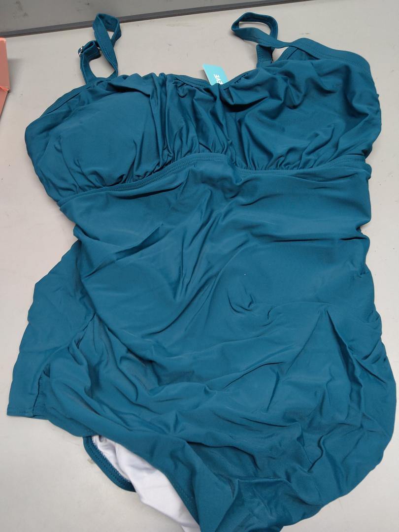 Aqua Eve Plus Size Swimsuit for Women Tummy Control One Piece Bathing Suit Vintage Swimwear. Size 14W