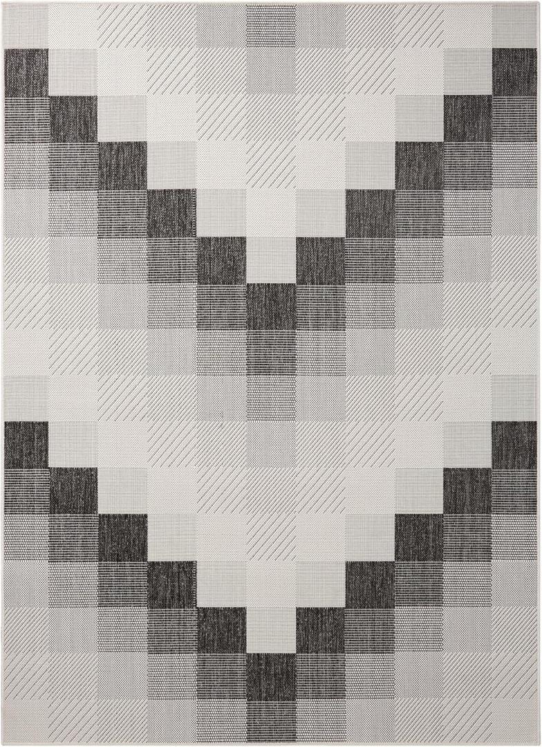 Nicole Miller New York Patio Country Ombre Chevron Indoor Outdoor Area Rug, UV Fade Resistant, Low Pile, Black/Cream, 3'11"x5'2"