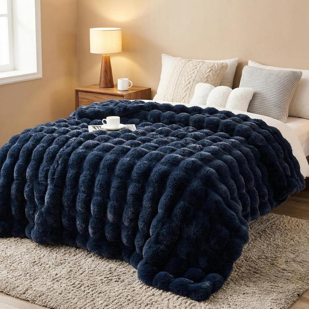 DREAMNINE Soft Faux Bubble Rabbit Fur Blanket Queen Size, Thick Cozy Decorative Warm Fuzzy Fur Blanket for Bed Couch Sofa Chair Bedroom Living Room Dorm Gift, 80 * 90 Inches, Navy Blue