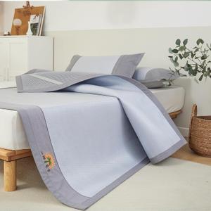 YOUR MOON Mattress Pad King Size, Moisture-Wicking and Breathable Mattress Topper Cover, 16'' Deep Pocket, Smooth Noiseless Mattress Pad(Gray)