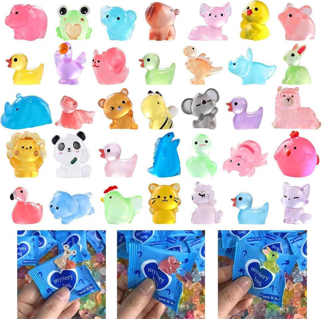 100pcs Mini Glow in The Dark Animal Resin Models, Mystery Resin Animals Blind Bag, Mini Luminous Farm Ocean Figures, Animal Miniatures for Fairy Garden Accessories, Random Design