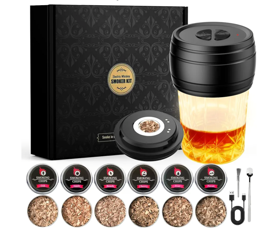 Electric Whiskey Smoker Kit Built-in Lighter, Rechargeable Old Fashioned Cocktail Bourbon Drink Smoker kit with 6 Wood Chips Whisky Kit Gifts for Men Dad Husband Boyfriend Mens