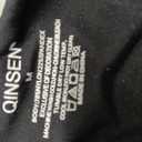 QINSEN Womens Tank Tops with Built in Bras Square Neck Double Lined Basic Sleeveless Workout Tops (Black, M)