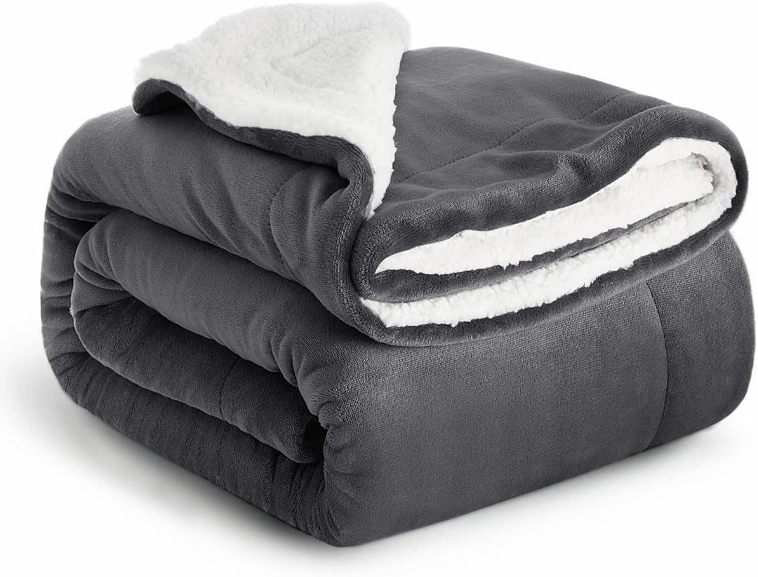 IR Imperial Rooms Sherpa Blankets Queen Size - Thick and Warm Blankets for Winter, Reversible Soft and Fuzzy Fluffy Queen Size Blanket for Bed, Grey, 90x90 Inches