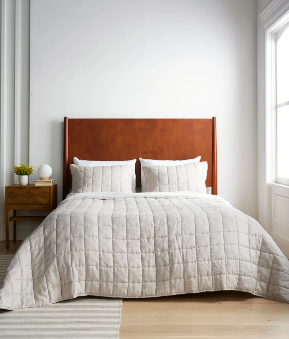 EVERGRACE Cotton Sateen Pick-Stitch Quilt Set King Size – 100% Cotton Lightweight Coverlet Bedding, Pre-Washed Oversized Bedspread, Breathable All-Season Quilt Set with 2 Shams, Parchment | Pick-Stitch Design, Luxe Cotton Sateen, Double Sided, 100% Cotton, Oeko-Tex Certified, Lightweight