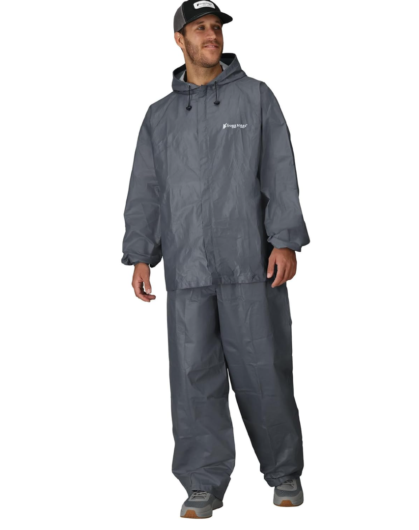 FROGG TOGGS Men's Ultra-Lite2 2-Layer Waterproof Breathable Rain Suit. S/M