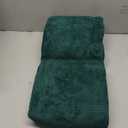 REDKISS Soft Bath Towel Set - 2 Bath Premium Dark Green Towels for Bathroom, Gym & Spa