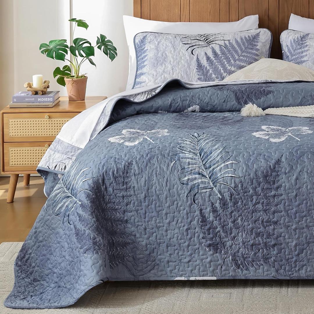 Blue Quilts Set King Size - Botanical Bedspread Bedding Set Floral Leaf Pattern Reversible Quilt Coverlet Set 3 Pieces, Summer Botanical Bed Cover All Seasons with 2 Pillow Shams
