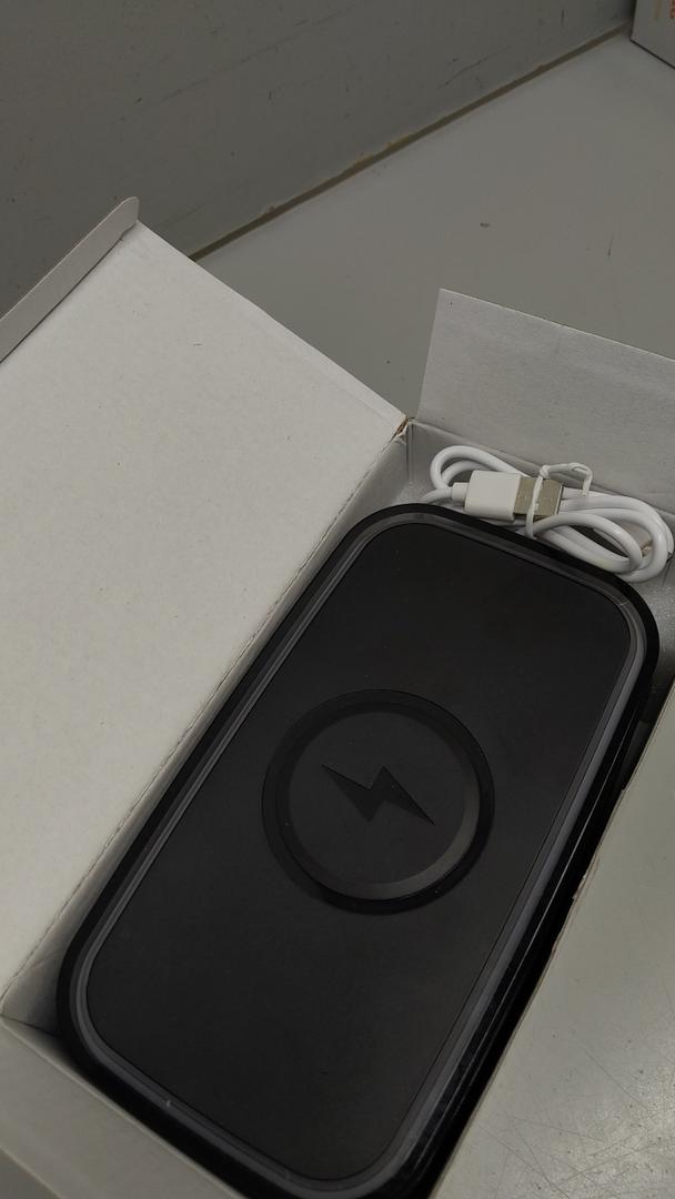 Alarm Clock Speaker Wireless Charger, Digital Alarm Clocks Bedrooms Bluetooth, Alarm Clock Dimmable Light Bedrooms Dual Alarm Snooze Dimmer 12 24H RGB Night Light Bluetooth USB AUX, Black