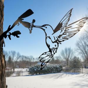 Renovatio Metal Bird Decor, Hummingbird Gifts for Mom Enchanting Hummingbird Decoration, Metal Wall Art, Outdoor Tree Ornaments  A Unique Garden & Yard Decor (Black)