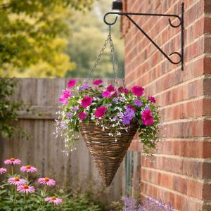 1 Pcs Cone Shaped Hanging Baskets for Flowers & Plants,22 in Artificial Wicker Woven Hanging Planters with Chains,Conical Decorative Hanging Flower Pots for Garden Plants Flowers