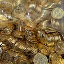 Hanaive 1000 Pcs Pirate Gold Coins Plastic Treasure Play Toy Coins Fake St. Patricks Doubloon for Pirate Party Favors Supplies Treasure Hunt Game Teachers Classroom Reward