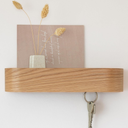 Key Holder 'Fyndig' | Minimalist Key Hook Design from Berlin | Modern Key Holder Wall Mount with Wooden Shelf | Key Rack for Wall as Entryway Organizer | Oak