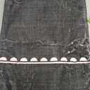 Garvee Scalloped Bow Bordered Pattern Area Rug, Size 4x6, Black and Pink