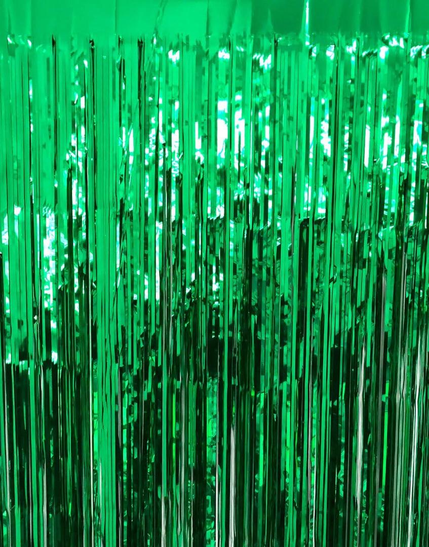 GOER 3.2 ft x 9.8 ft Metallic Tinsel Foil Fringe Curtains Party Photo Backdrop Party Streamers for St. Patrick's Day,Birthday,Graduation,New Year Eve Decorations Christmas Decor (Green,1 Pack) (Green)