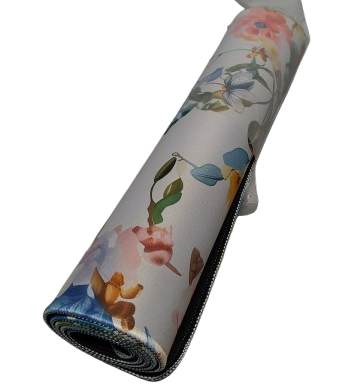 Tropical Parrot Gaming Mouse Pad, Office Desk Mat, Anti-Slip Rubber Base Cool Aesthetic Mouse Pads for Computer Laptop Keyboard School Home Desktop Gamer Home Accessories Decor 31.5" x 11.8"