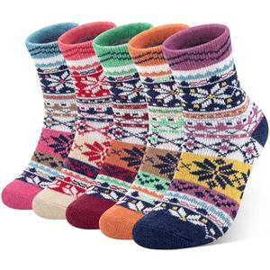Owntouch 4 Pairs Wool Socks for Women, Hiking Winter Warm Socks, Vintage Thermal Sock Soft Classic Sock for Ladies Gift