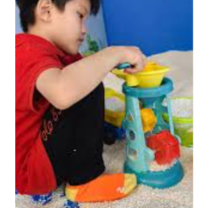 SunDay Waterwheel With Beach Toys