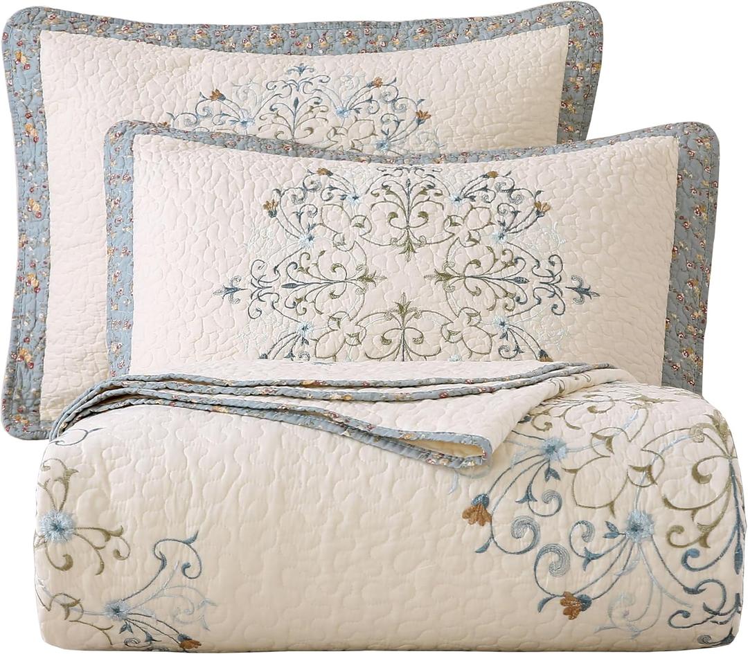 vctops Boho Floral Embroidered Quilted Bedspread Quilt Set 3-Piece Oversize Queen 100% Cotton Lightweight Reversible Coverlet for All Season (Flower,119"x118")