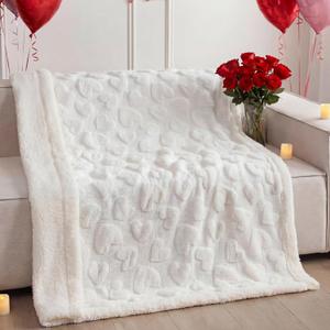 Valentine's Day Sherpa Throw Blanket 50 x 60 White Hearts Soft Plush Fluffy Blanket Romantic Fleece Heart Decorative for Couch Sofa and Bed Valentines Day Gifts