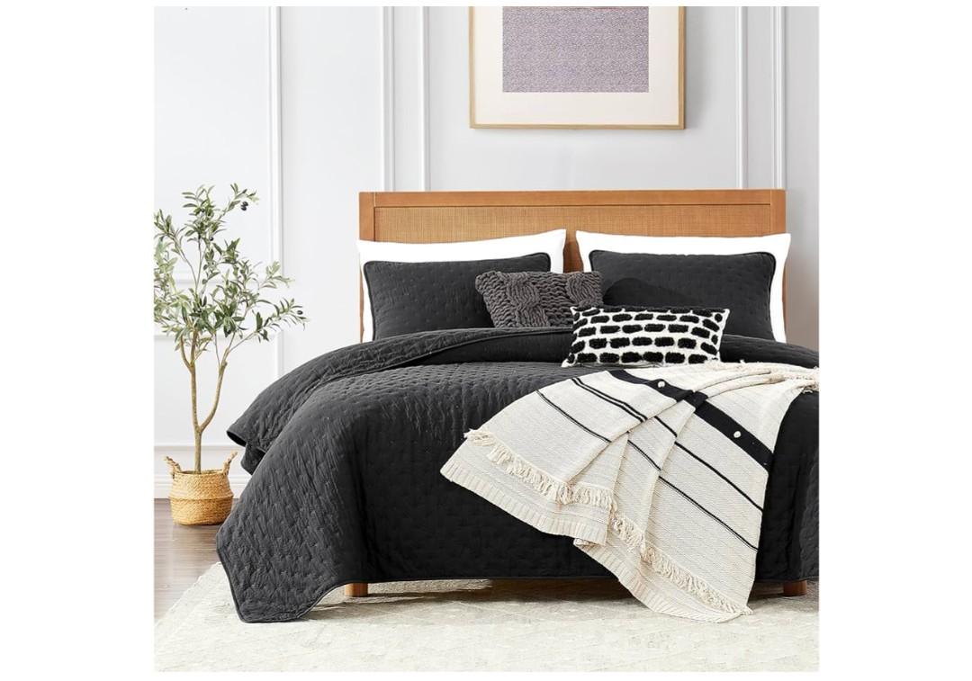 ROARINGWILD Black Queen Size Quilt Bedding Sets with Pillow Shams, Lightweight Soft Bedspread Coverlet, Quilted Blanket Thin Comforter Bed Cover, All Season, 3 Pieces, 90x90 inches