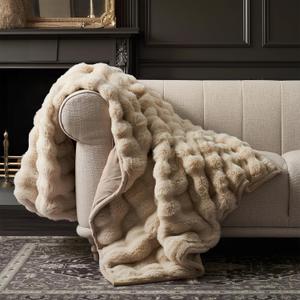 EVERGRACE Ultra Soft Luxury Fluffy Ridgeline Faux Rabbit Fur Throw Blanket, Thick Warm Bubble Throw for Bed, Cozy Plush Reversible Blankets for Couch, Chair, Sofa, Cream, 50x60 Inches, 870 GSM (50''x60'', Solid Cream)