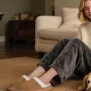 SHIBEVER Fuzzy Slippers Women Indoor: Memory Foam Warm House Shoes - Slip On Closed Toe Comfy Bedroom Slippers Women (7.5-8, 73-chestnut)