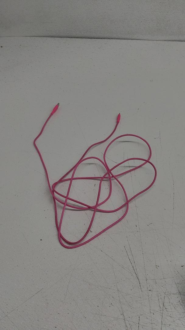 Wireless Gear USB to USB-C Cable - Pink & White, 10 ft