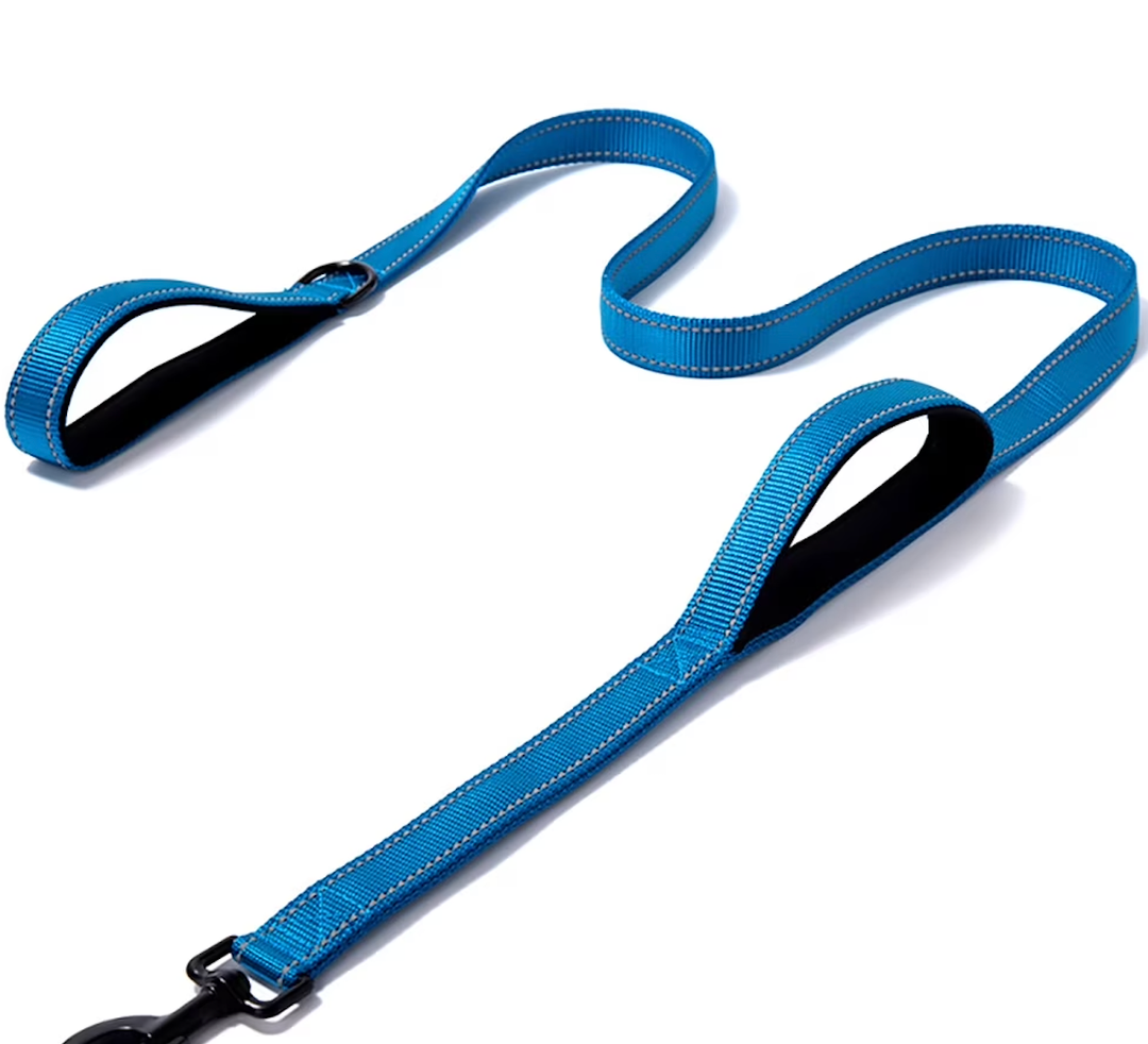 Heavy Duty Hands Free Dog Leash for Medium to Large Dogs for Comfortable Running, Jogging Walking | Dual D-Rings | Soft Padded Traffic Handle | Both Ends 360 Rotating Carabiners (Leash Length 7.7 ft) (Blue)