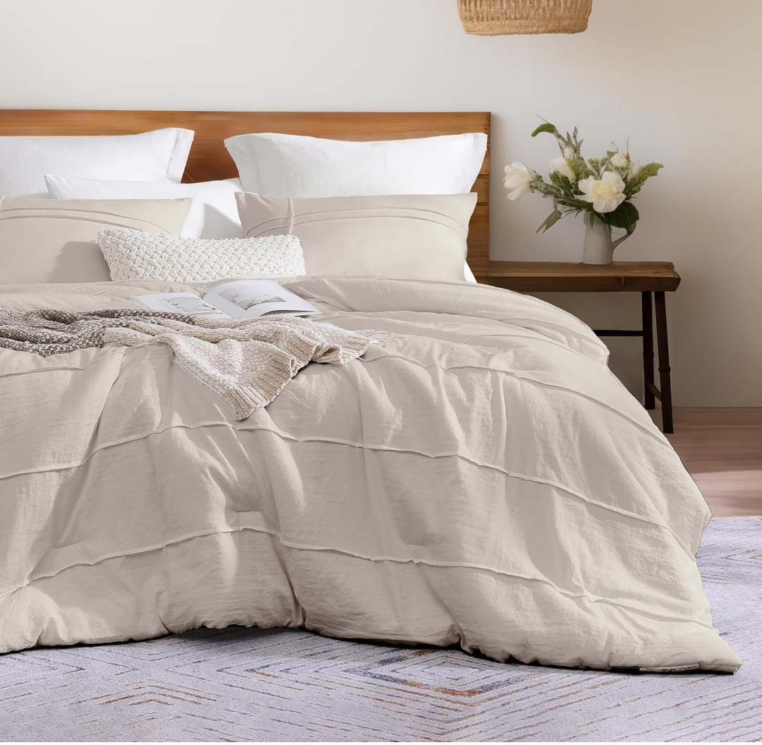 Beige King Size Comforter Set, 3 Piece Lightweight Comforter King, Farmhouse Bedding Set and Pinch Pleat Bed Set(Beige,102"*90")