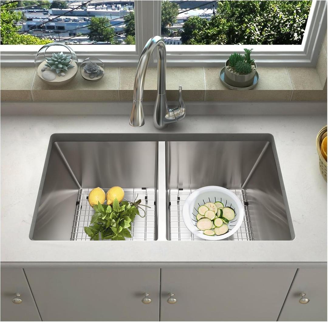SANYCASA 33 Inch Double Bowl Kitchen Sinks with Quick Drain Slope - 11 Gauge (3mm) 304 Stainless Steel Undermount Kitchen Sink with Accessories, 33 x19 x10