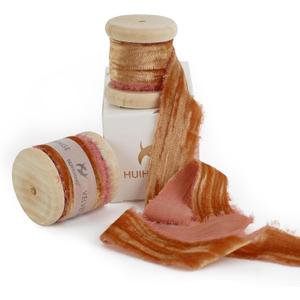 2 x HUIHUANG Cinnamon Velvet Ribbon 1 inch Frayed Velvet Ribbon Orange Crinkled Silk Velvet Ribbons for Ornaments Crafts, Christmas Tree Decoration, Fall Decor, Wreaths, Gift Wrapping, Flower Bouquet