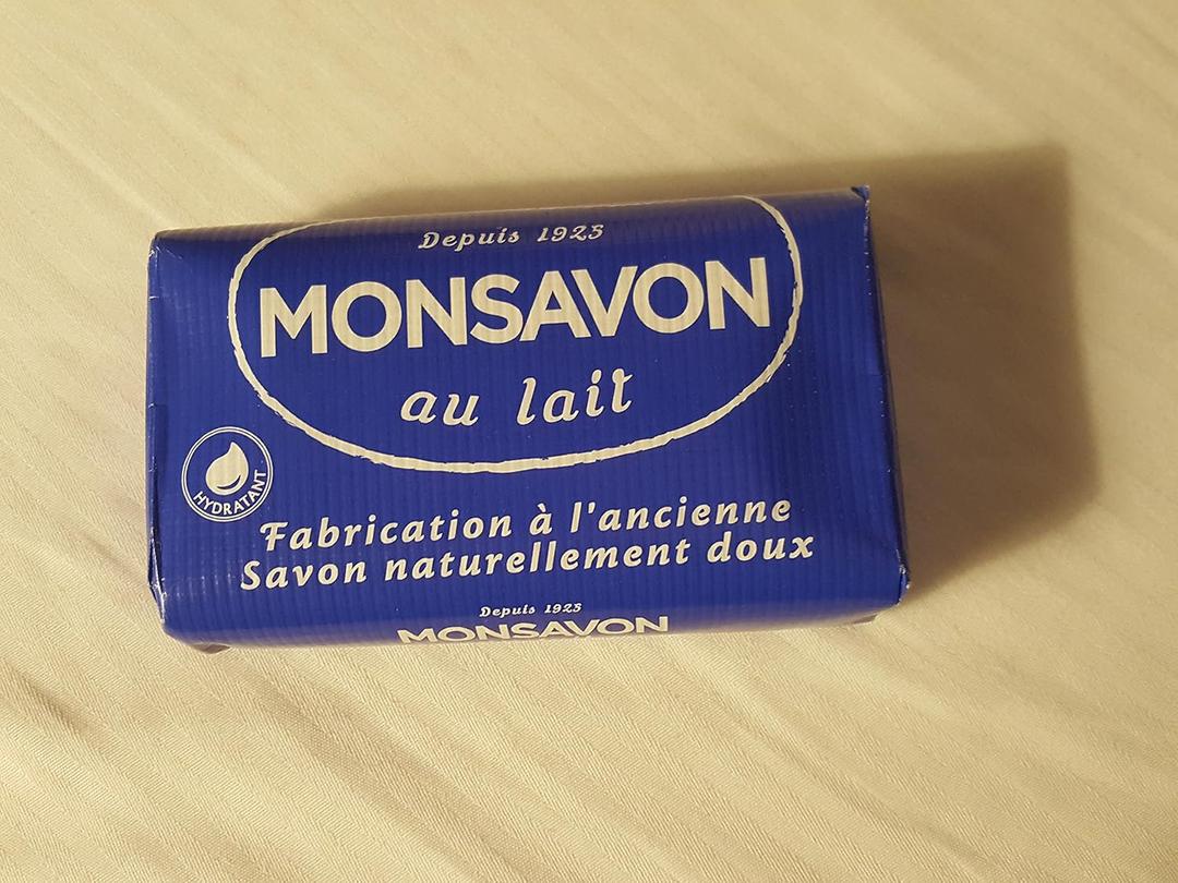 Monsavon Au Lait Soap 200g (4 Bars Soaps of 200g)