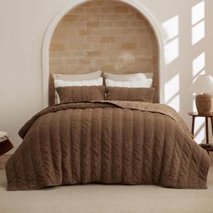 Bedsure Luxury Velvet Quilt King Size Set - Lightweight Velvet Comforter King, Corduroy Cloud Bedspread Coverlet Quilted Bedding Set, Soft Winter Quilt with 2 Pillow Shams, 106"x96", Brown