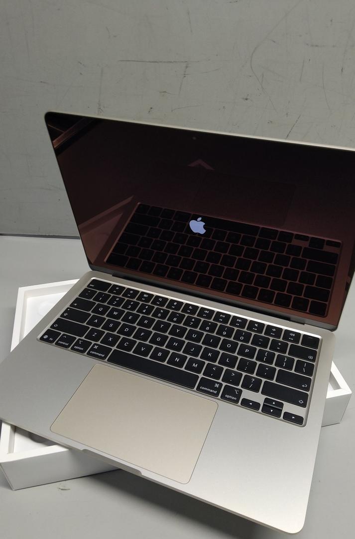 Apple 2026 MacBook Air 13-inch Laptop with M5 chip: Built for AI