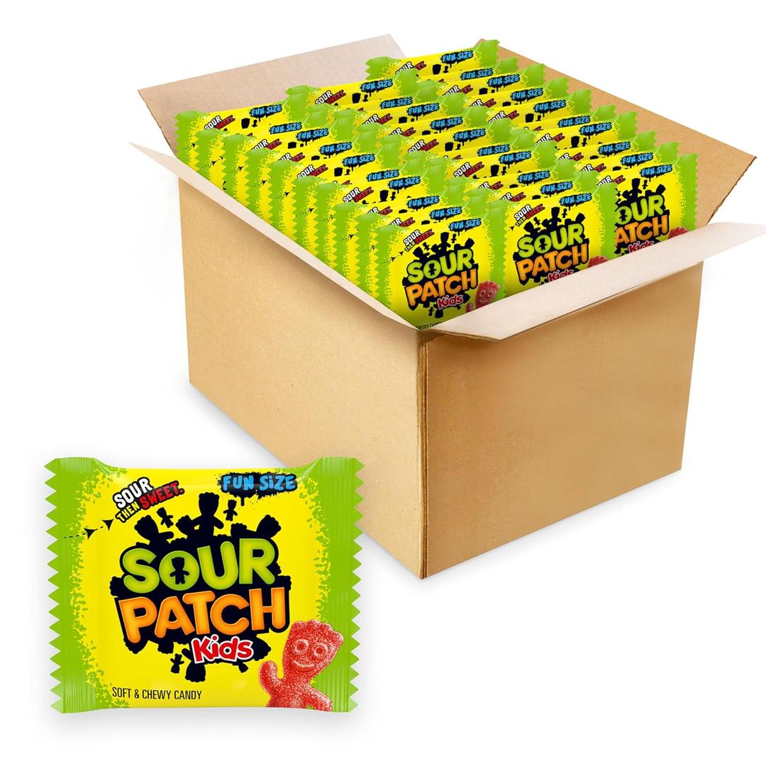 SOUR PATCH KIDS Soft & Chewy Candy, Bulk Candy, 140 Snack Packs, Best By: 28-AUG-2026