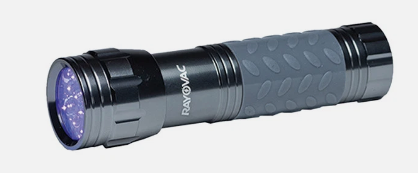 Rayovac UV Flashlight Black Light, Ultraviolet Light for Detecting Pet Stains and Auto Leaks, Flash Light with AAA Batteries Included, Pack of 1