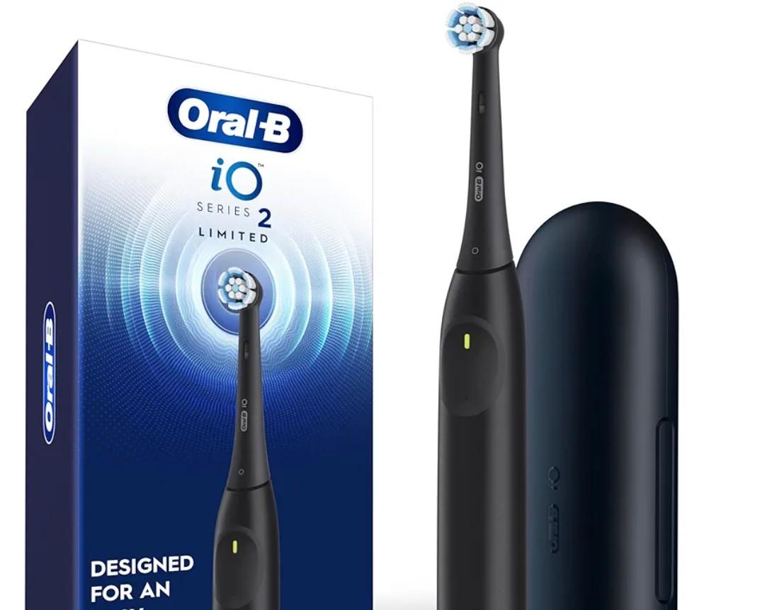 Oral-B iO Simple Clean Rechargeable Electric Powered Toothbrush, Night Black with 1 Gentle Care Brush Head and 1 Black Travel Case - Automatic Pressure Sensor to Protect Gums - 3 Modes - 2 Min Timer