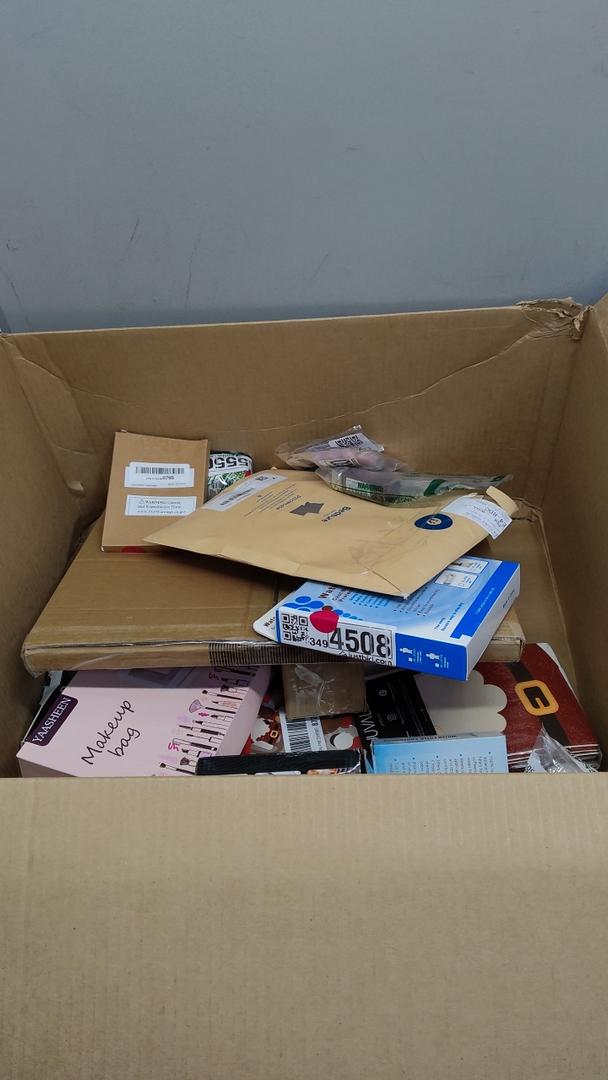 Box of Mixed Items