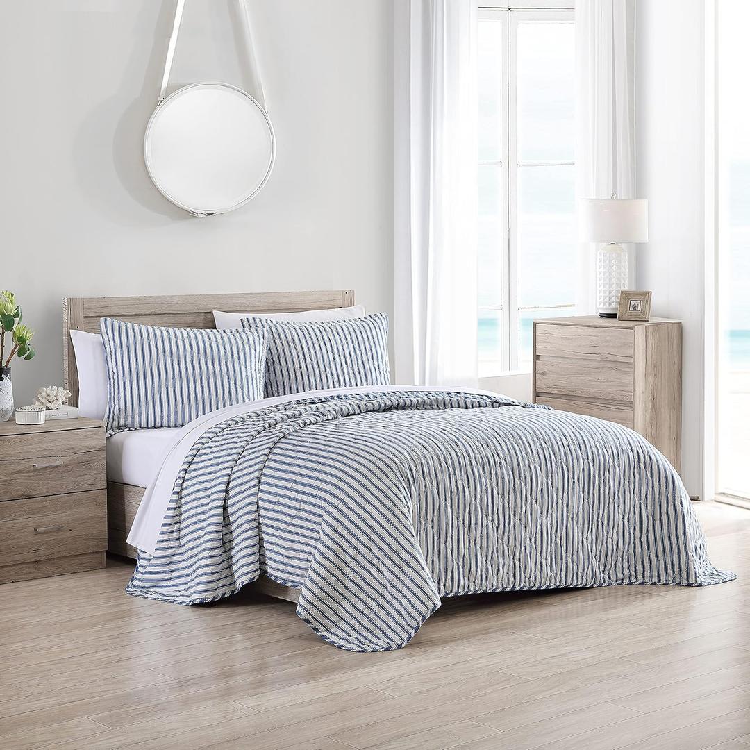 Stone Cottage - King Quilt Set, Reversible Cotton Bedding with Matching Shams, Ideal Bedding Set (Willow Way Indigo, King)