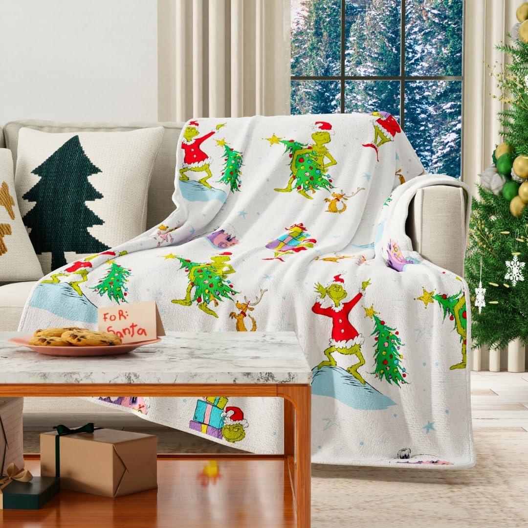Franco Collectibles The Grinch by Dr. Seuss Holiday Christmas Super Soft Cozy Plush Throw, 40 in x 50 in